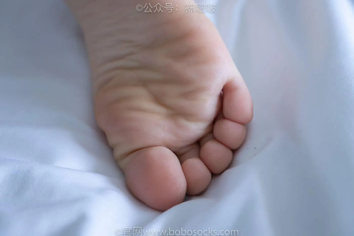 [BoBoSocks袜啵啵]NO.009 果冻-耐克板鞋、白棉袜、裸足 [130P]插图7